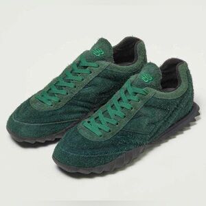 AURALEE × New Balance RC30
'Hunter Green'